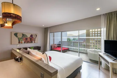 ジュニアスイート — Ramada by Wyndham Phuket Deevana